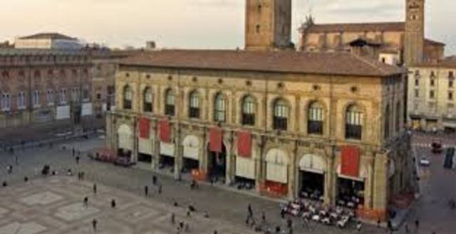 UNIVERSIDAD DE BOLONIA