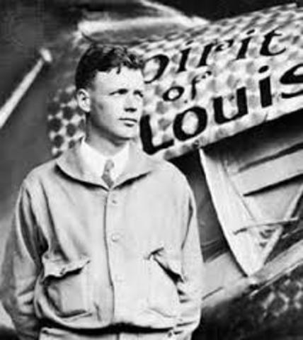 Charles Lindbergh (20s)