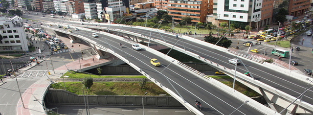 El Puente de la Calle 100 (Bogota)