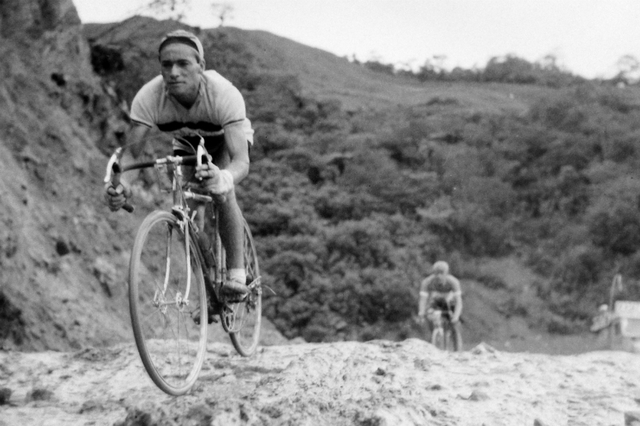 El ciclismo (La vuelta Colombia)