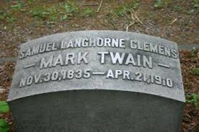 Mark Twain Dies