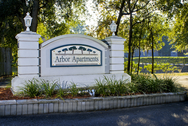 Arbor Apartments