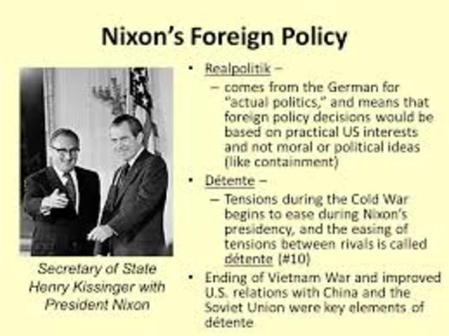 Policy of Détente Begins