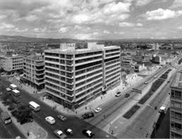 Traslado del Edificio Cudecom en Bogotá