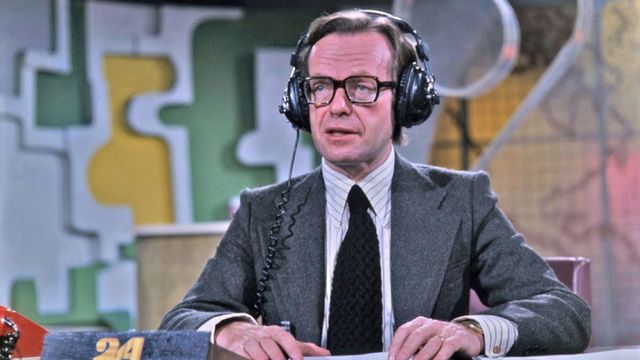 Nace el noticiero "24 Horas".