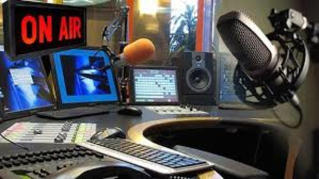 Primeras emisiones de radio