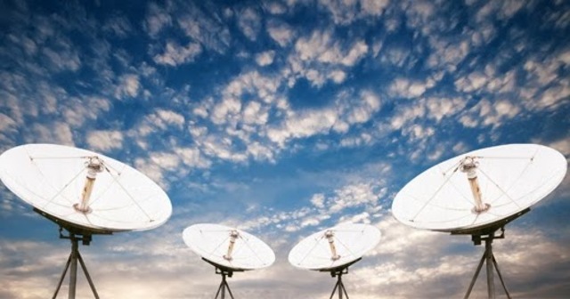 Osciladores de Microondas de Estado Sólido