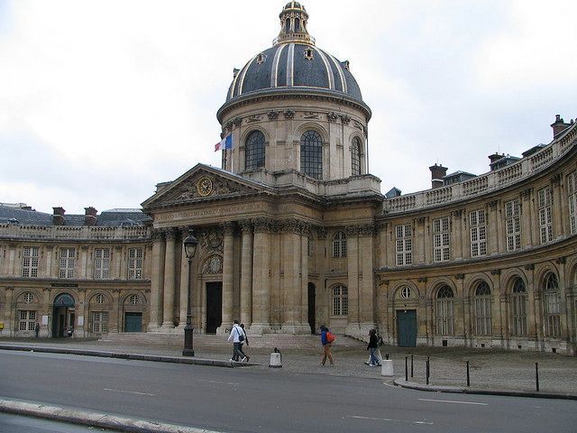 LA ECOLE NATIONALE DES PONTS CHAUSSEES