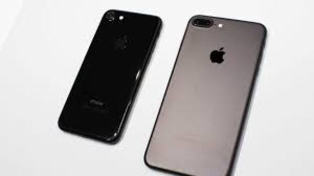 iPhone 7 y iPhone 7 Plus (10ª generación)