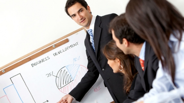 ADMINISTRADOR DE EMPRESAS