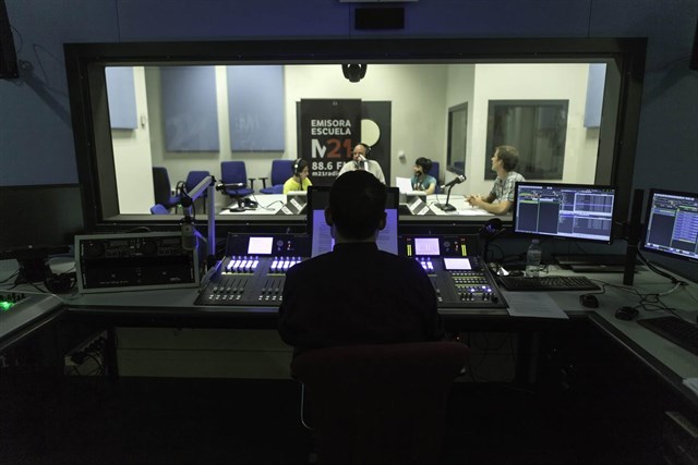 Chicago, EE.UU.: Emisión de programas educativos