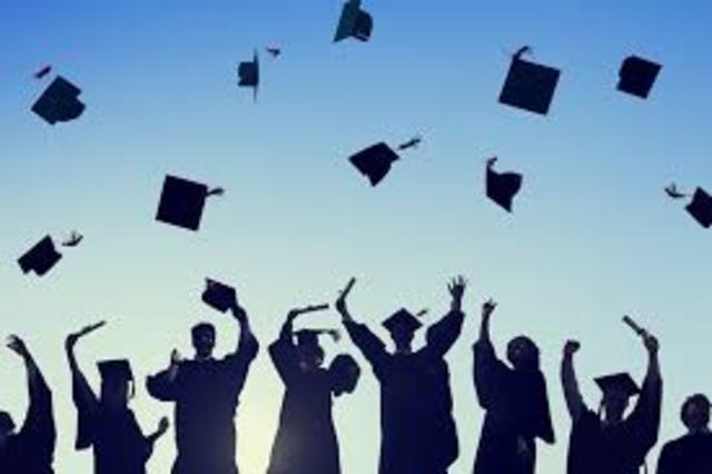 αποφοίτηση λυκείου