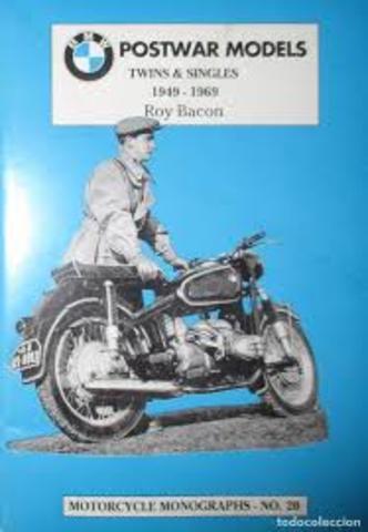 Primera motocicleta de la posguerra.