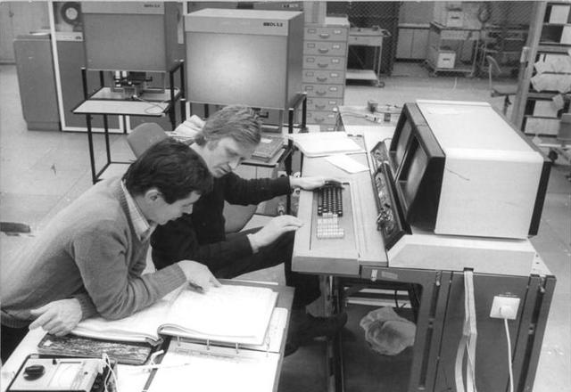 Conexión de las primeras computadoras