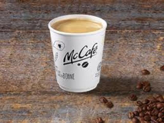 Also sind wir zu McDonalads gegangen und haben einen kleinen Kaffee getrucken