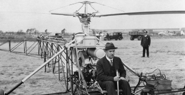 Primer vuelo exitoso de un helicóptero