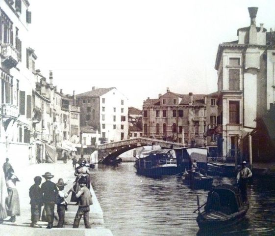 Registro a Canales de Venecia