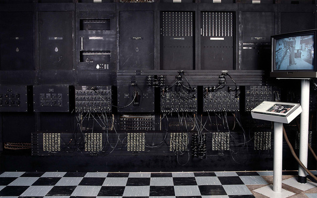 Criação do ENIAC, primeiro computador digital eletrônico