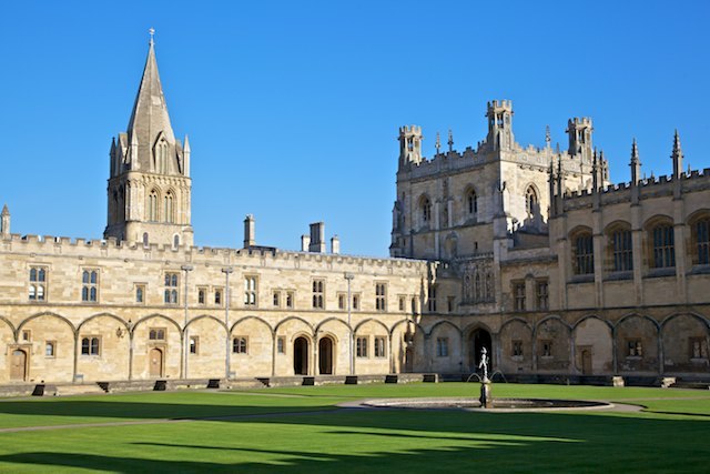 PRIMERAS UNIVERSIDADES