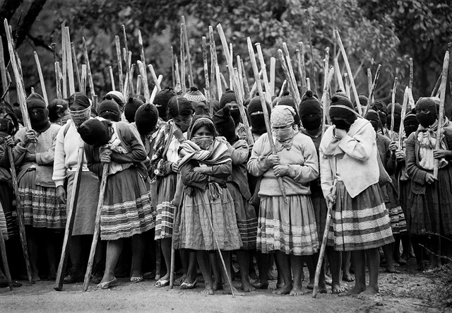 JAN 1, 1994 Ámbito Social. Movimiento Zapatista de Liberación nacional
