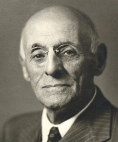 Flexner cerró escuelas de medicina