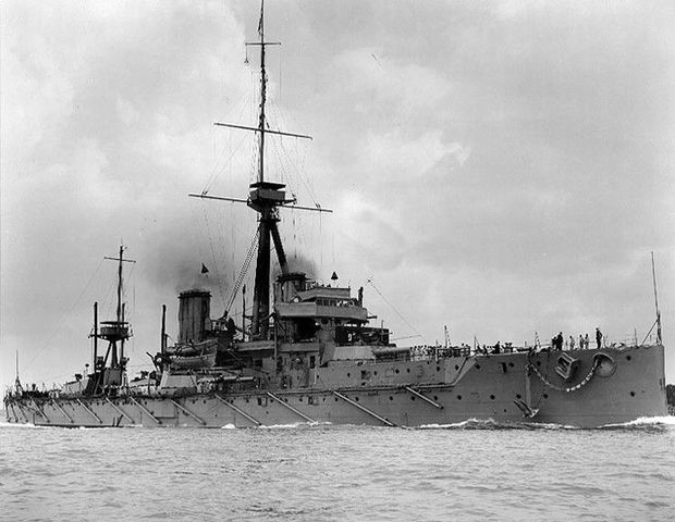 The British Introduce the Dreadnought