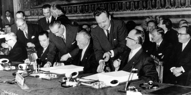 Entrata in vigore dei trattati di Roma.