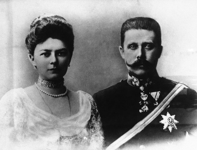 The assassination of Archduke Franz Ferdinand and his wife, Sophie