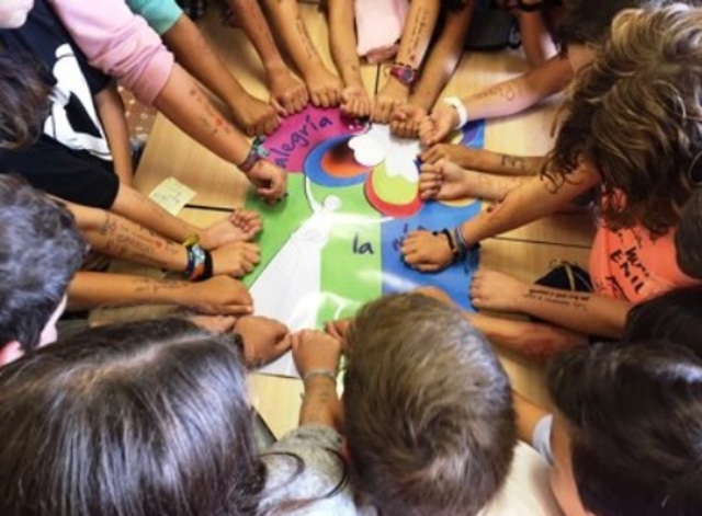 DISEÑO Y DIVULGACIÓN DE ESTRATEGIAS DE SENSIBILIZACIÓN AMBIENTAL