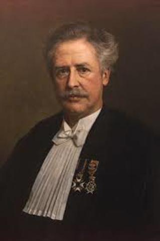 Nace Hermann Snellen