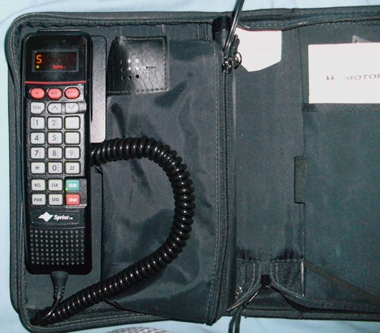 Motorola 2900 Bag Phone