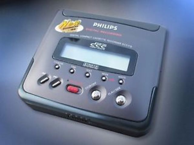 CASSETTE COMPACT DIGITAL