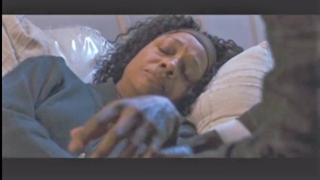 Waters detektibea bere amari bisita bat egitera joaten zaio