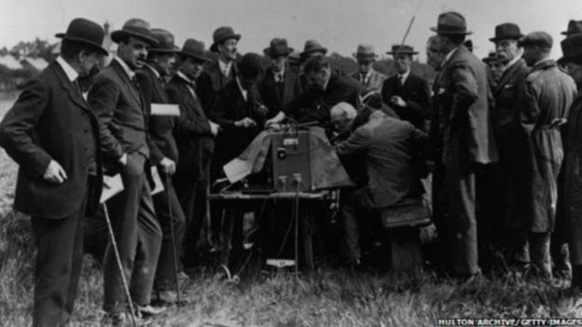 Primera fabrica de radio