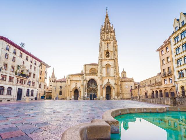 Trasllat de la capital del regne a Oviedo