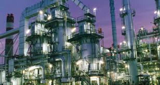 Inicia la carrera de Ingenieros Petroquímicos en la ESIA