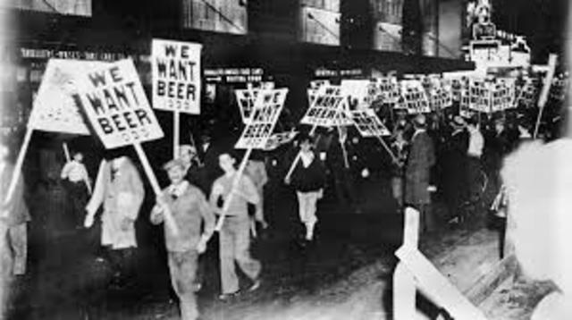 18th amendment began prohibition (alcohol became illegal the u.s.)