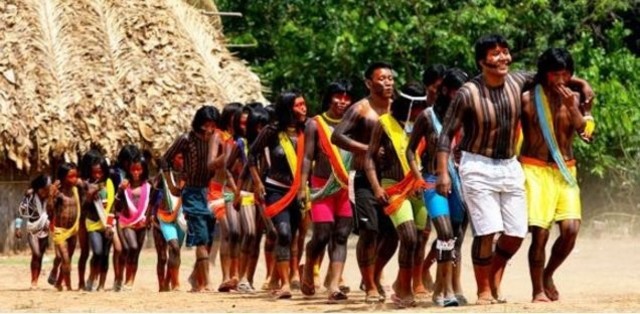 Indígenas en Colombia