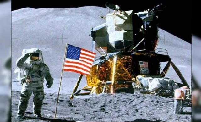 Primera llegada a la luna