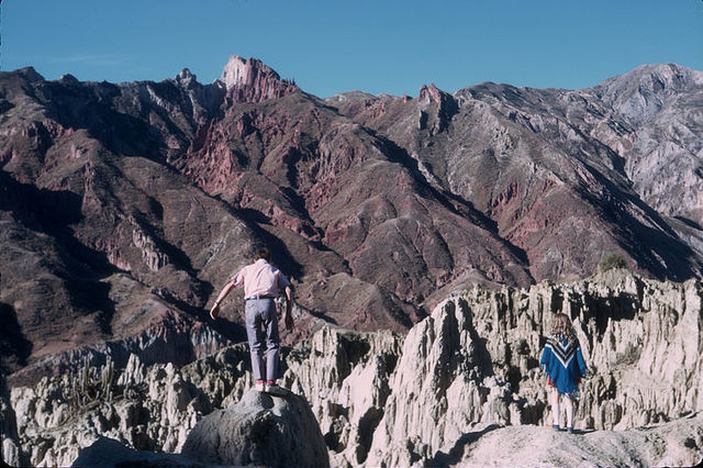 voy dejango el habitacion a las  2:20 porque tieno gira a las 3:00 en el moon valley