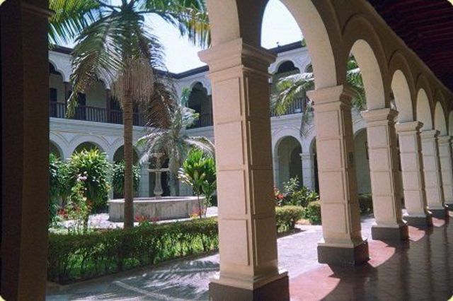 Iglesia de Santo Domingo*