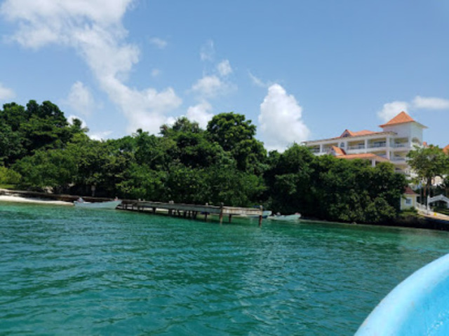 **Mis abuelos, Mis amigos y yo.