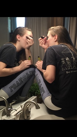 Je suis fait mon maquillage tous jours.