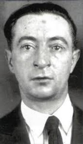 Leader of the White Hand Gang shot