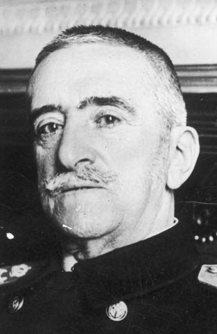 Primer ministro almirante Aznar