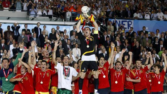 ESPAÑA GANA SU 2ª EUROCOPA
