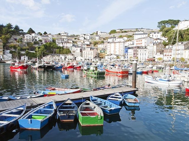 6. Luarca