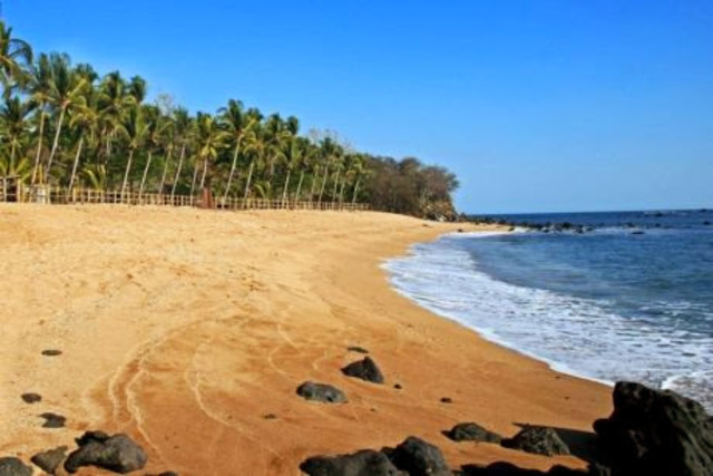 La playa de Los Cobanos