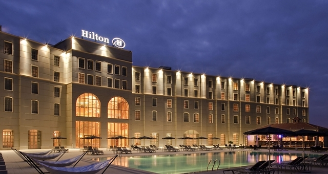 Vamos a ir al hotel diferente en Malabo