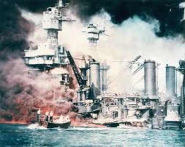 Japanese Planes Attack Pearl Harbor
